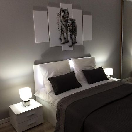 Apartament Na Ogrodach Poznan Luaran gambar