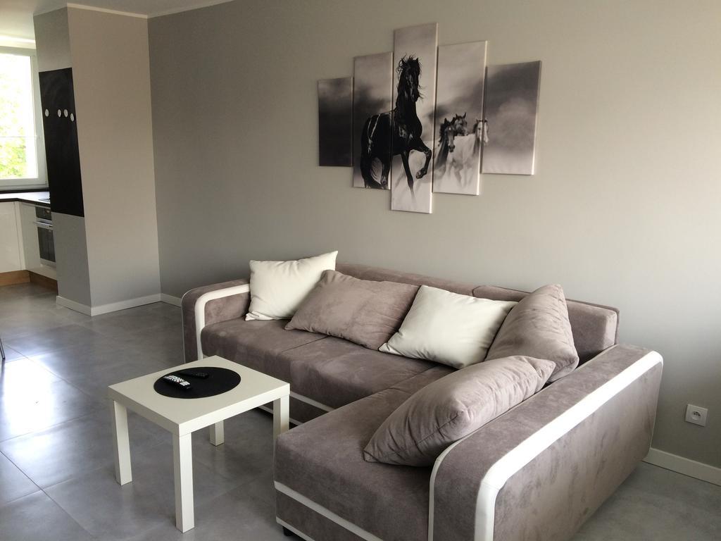 Apartament Na Ogrodach Poznan Luaran gambar