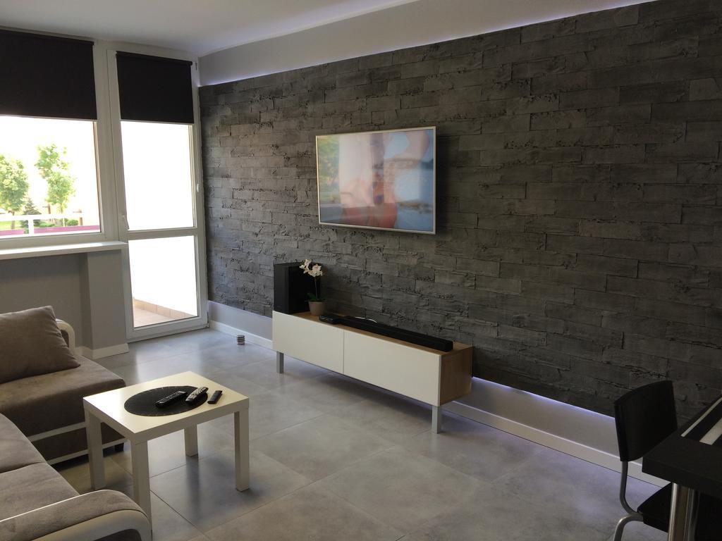 Apartament Na Ogrodach Poznan Luaran gambar
